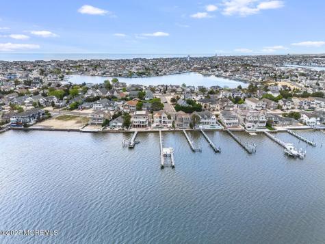47 Pershing Boulevard Lavallette NJ 08735