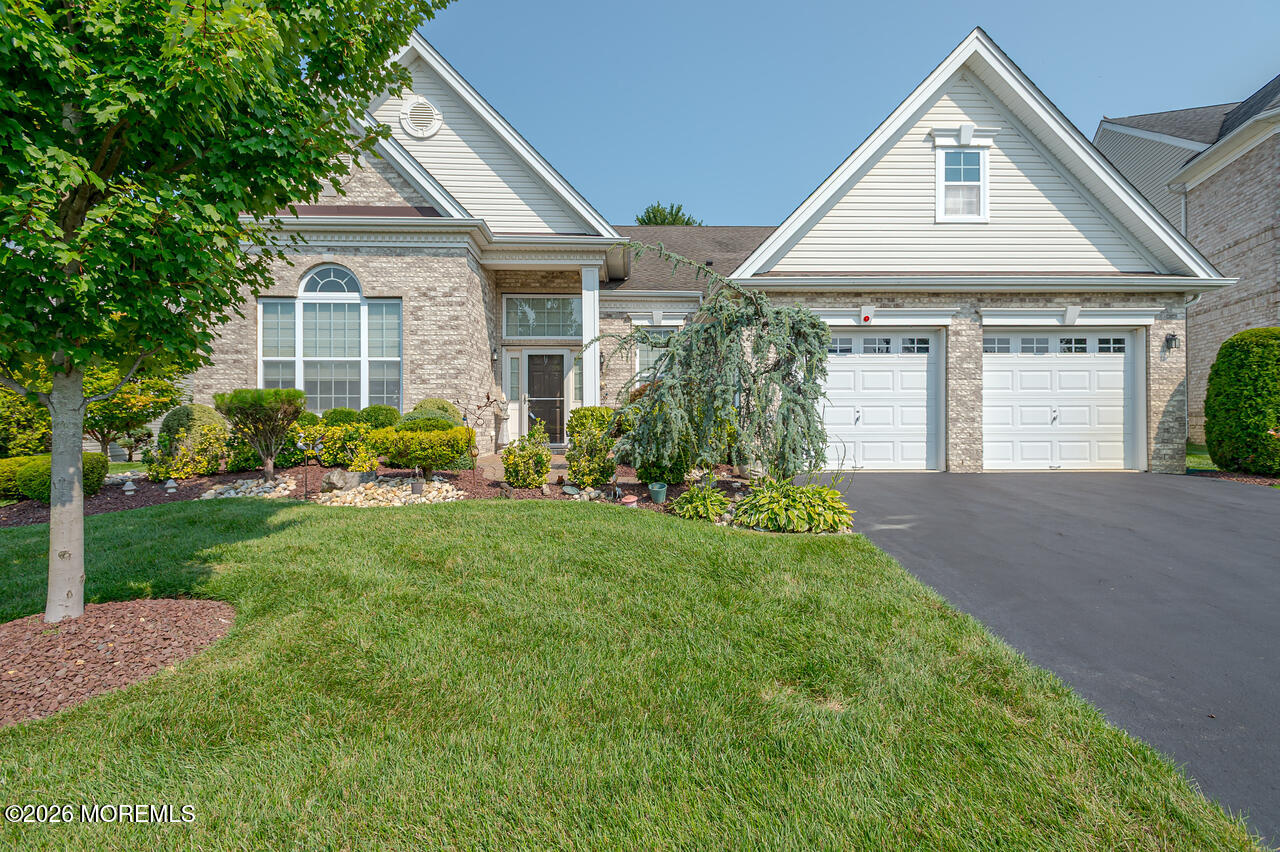 19 Troon Court Monroe NJ 08831