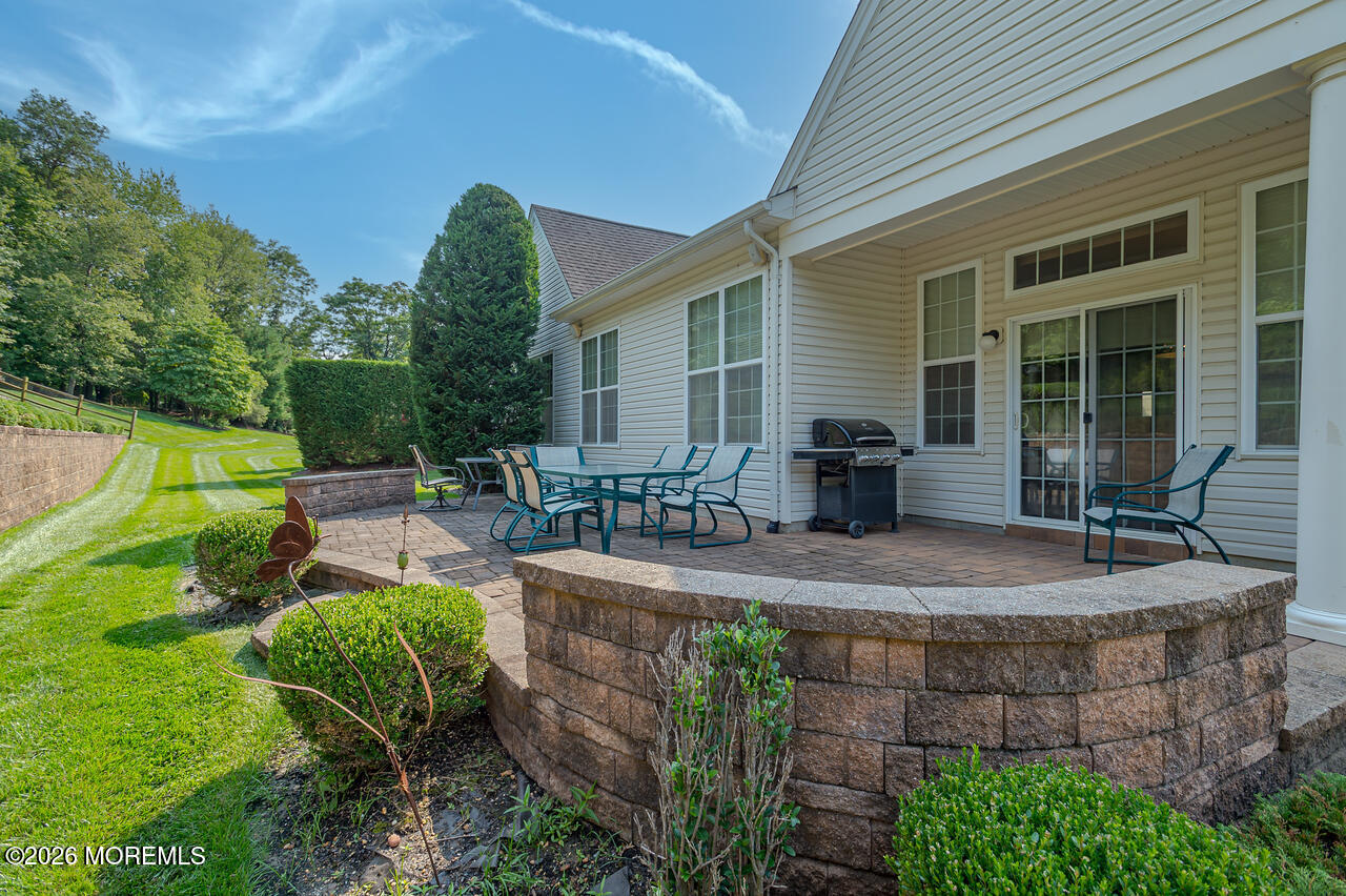 19 Troon Court Monroe NJ 08831