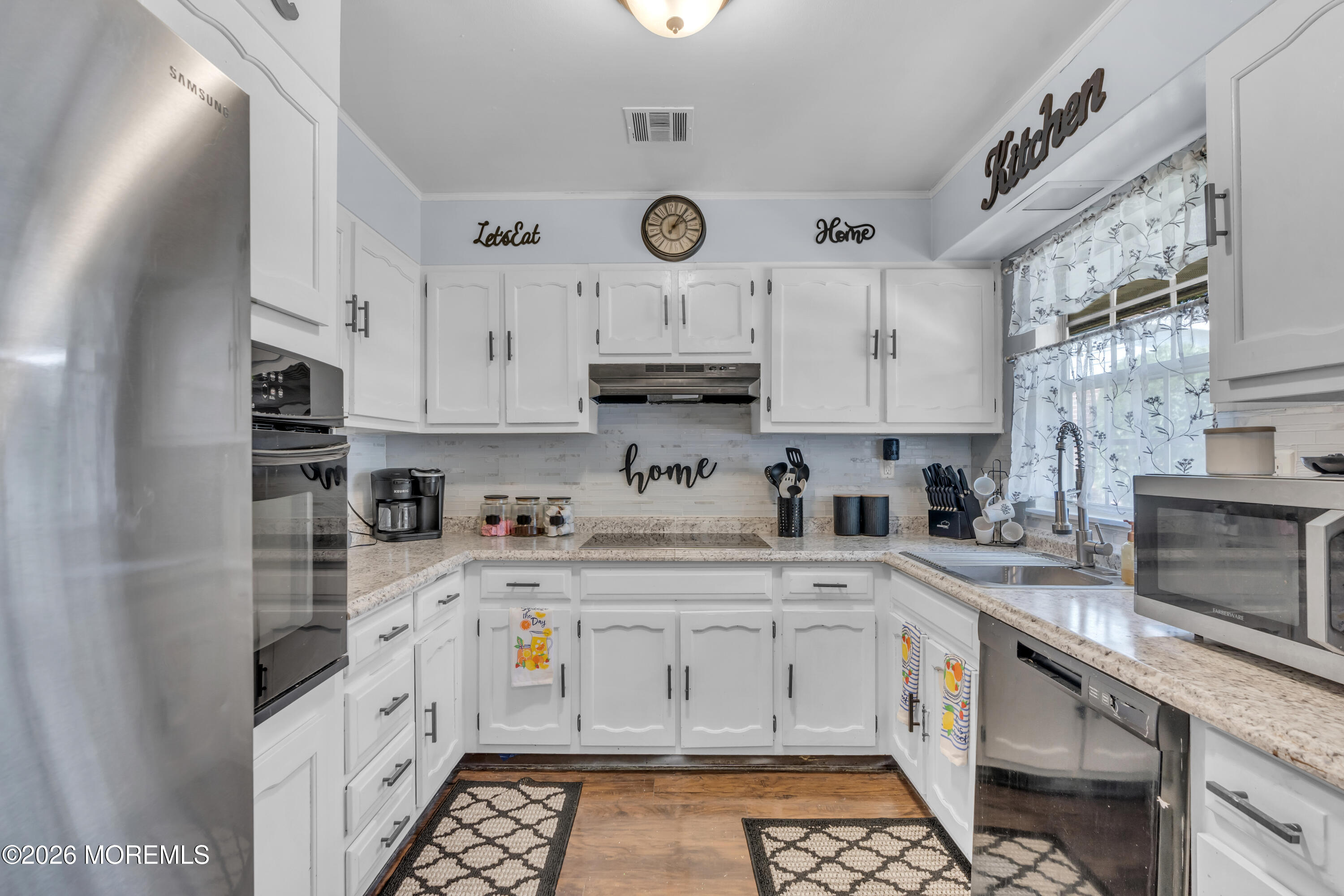 915 Dumbarton Drive Lakewood NJ 08701