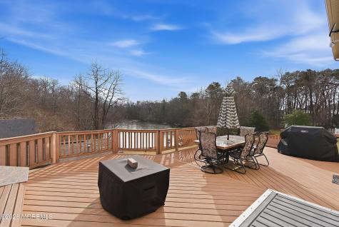 24 Gristmill Road Howell NJ 07731