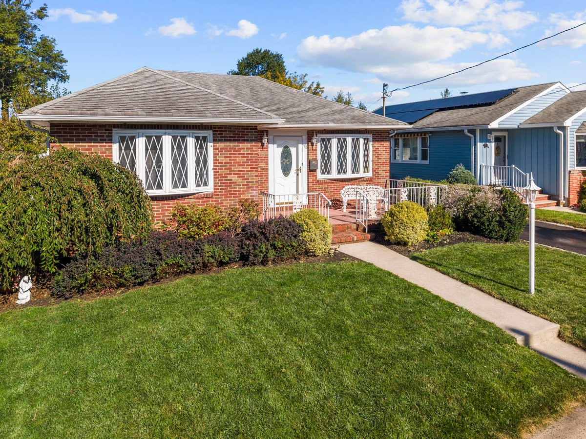 176 Grenville Street Woodbridge NJ 07095