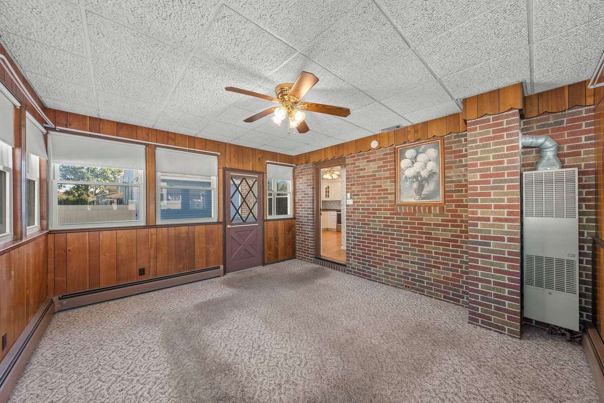 176 Grenville Street Woodbridge NJ 07095