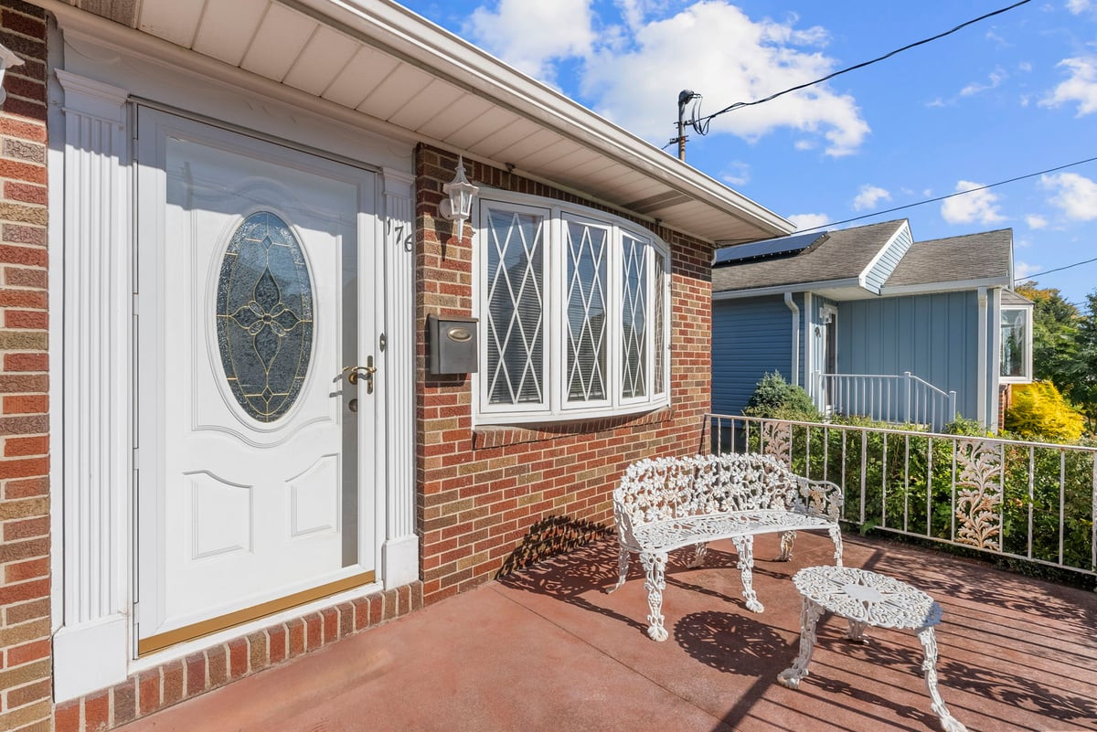 176 Grenville Street Woodbridge NJ 07095