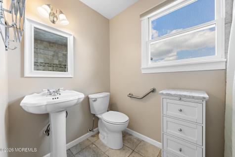 20 George Drive Manahawkin NJ 08050
