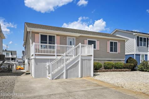20 George Drive Manahawkin NJ 08050