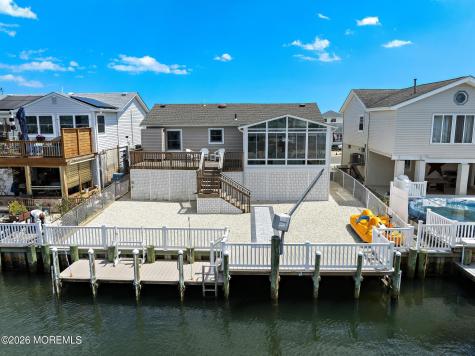 20 George Drive Manahawkin NJ 08050
