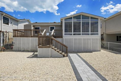 20 George Drive Manahawkin NJ 08050