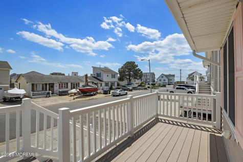 20 George Drive Manahawkin NJ 08050