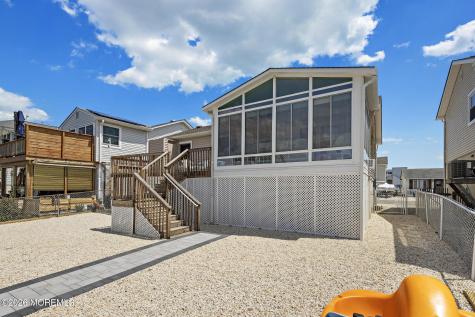 20 George Drive Manahawkin NJ 08050