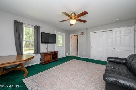 3 Teri Court Jackson NJ 08527