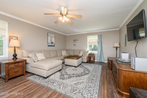 3 Teri Court Jackson NJ 08527
