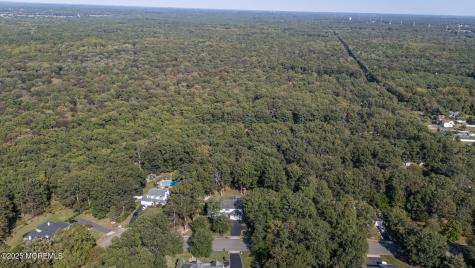 3 Teri Court Jackson NJ 08527
