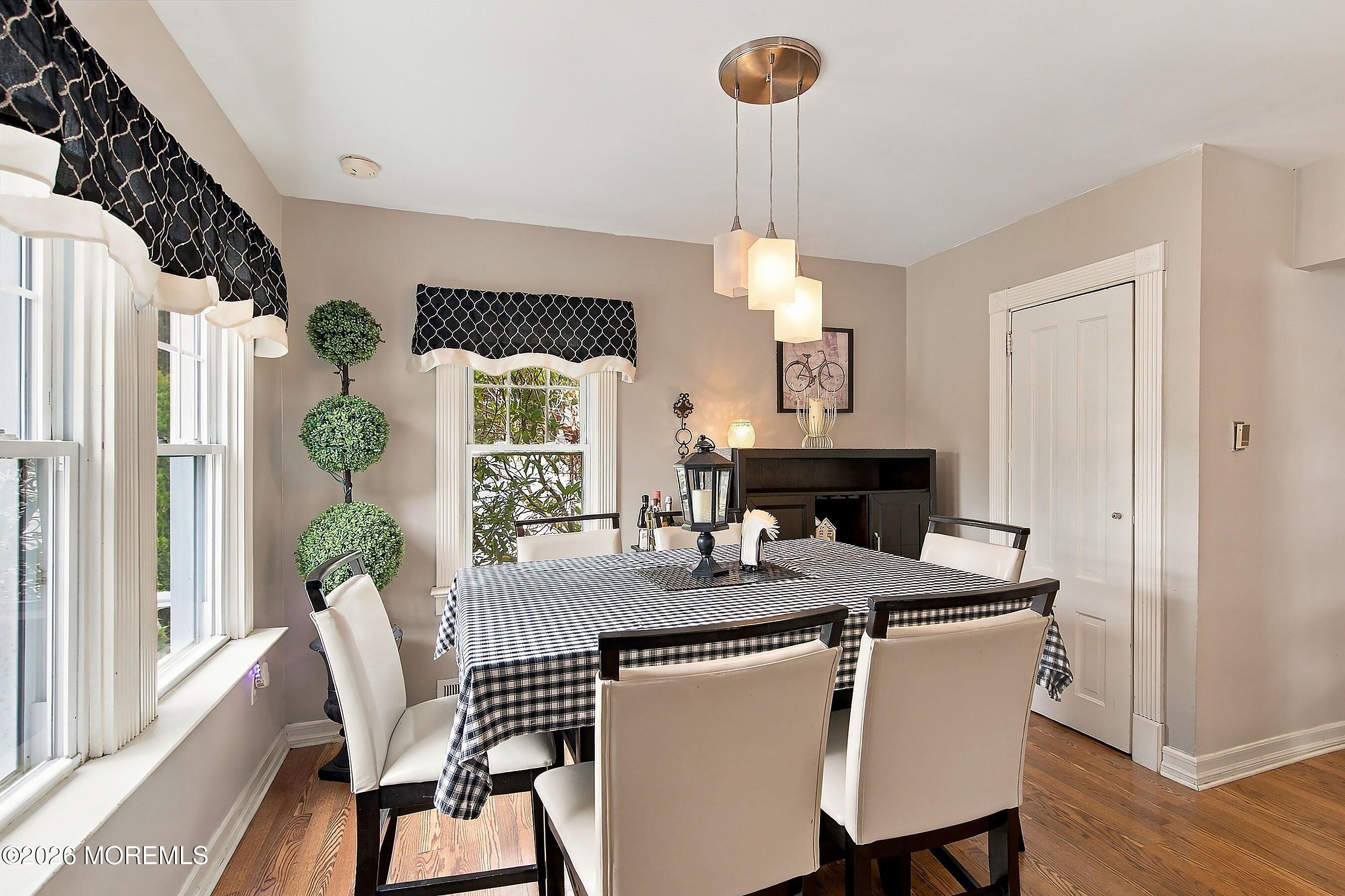 726 Forepeak Avenue Beachwood NJ 08722