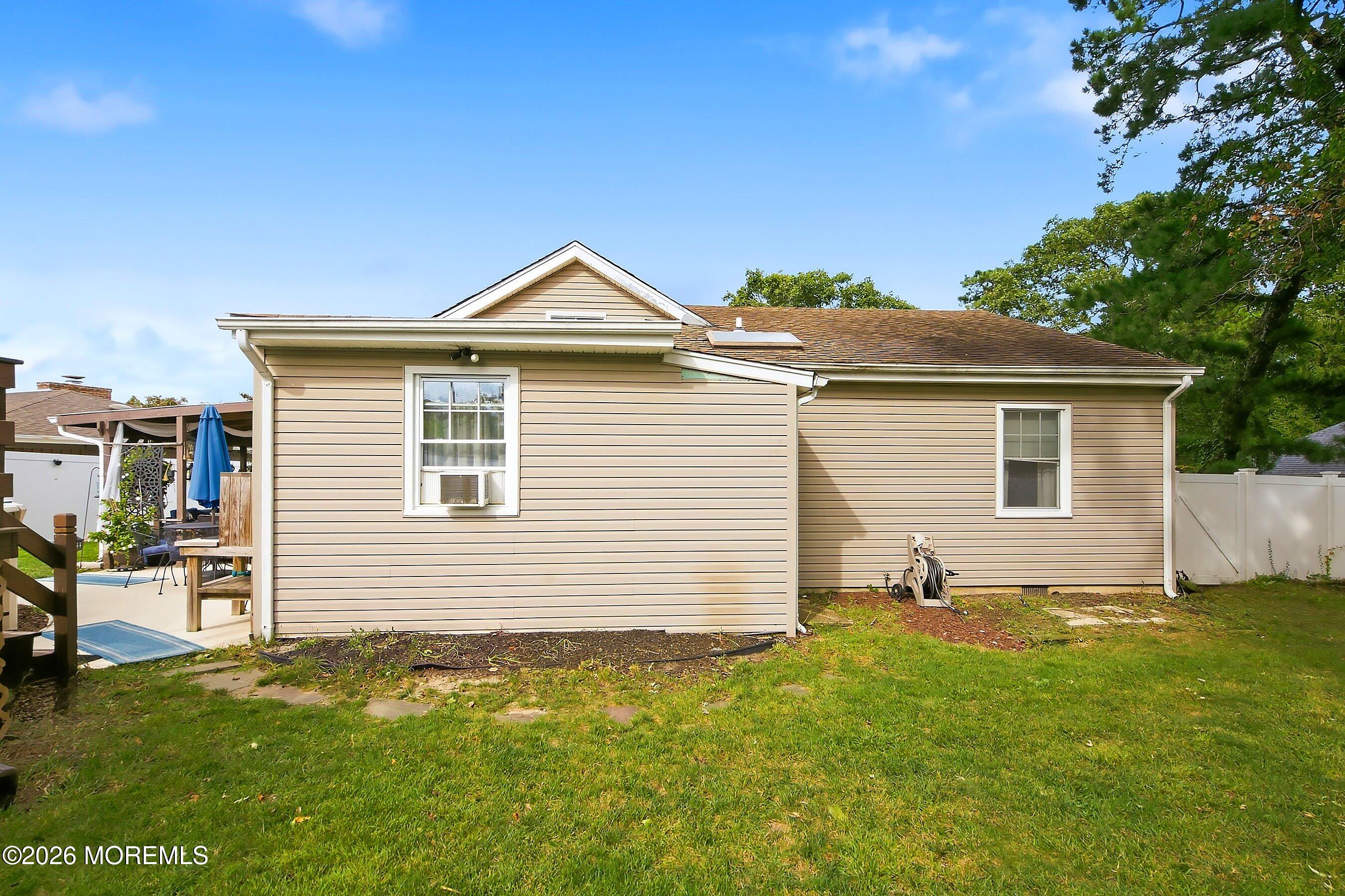 726 Forepeak Avenue Beachwood NJ 08722