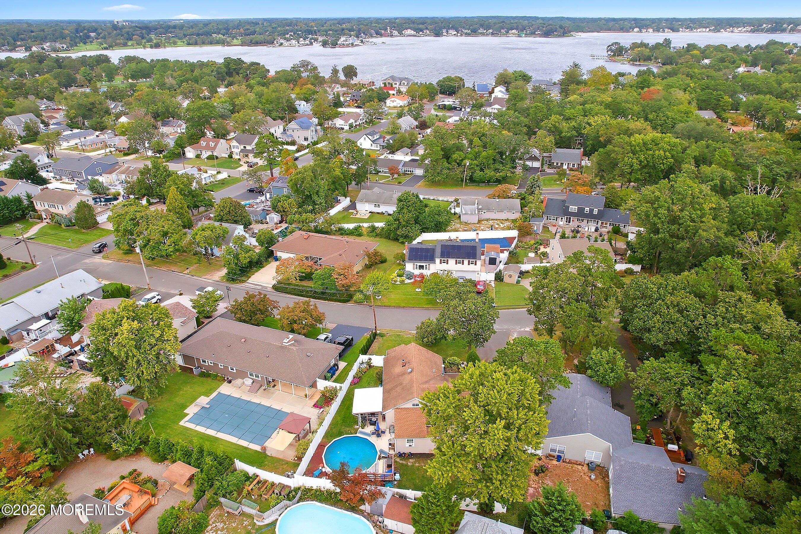 726 Forepeak Avenue Beachwood NJ 08722