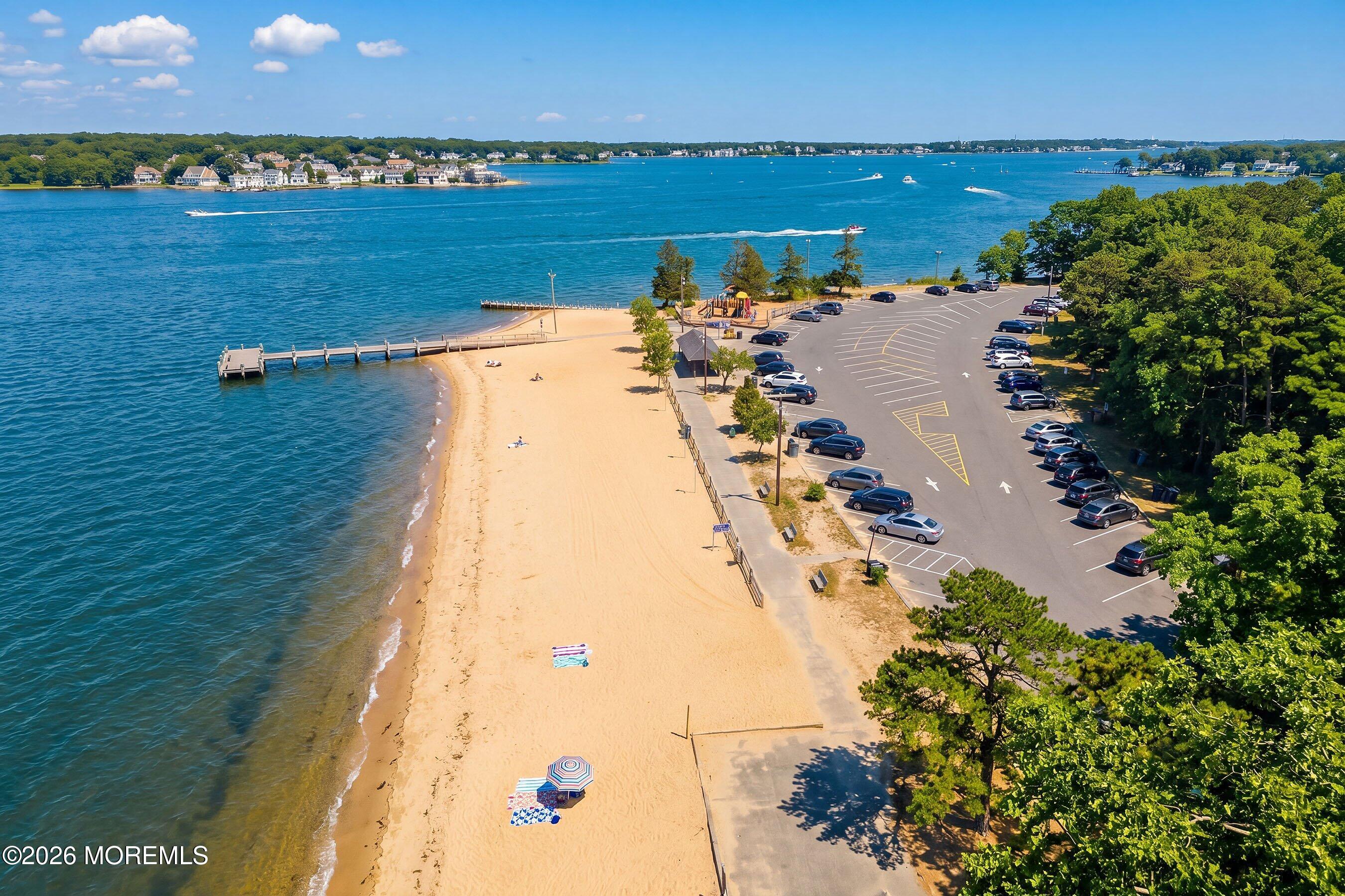 726 Forepeak Avenue Beachwood NJ 08722