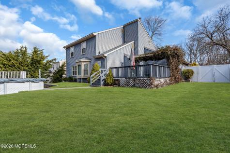 41 Concord Circle Howell NJ 07731