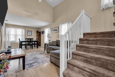 41 Concord Circle Howell NJ 07731