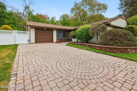 6 Wister Place Matawan NJ 07747