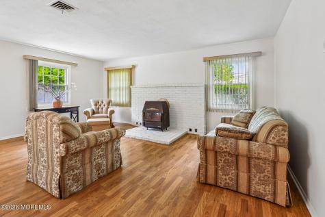 6 Wister Place Matawan NJ 07747