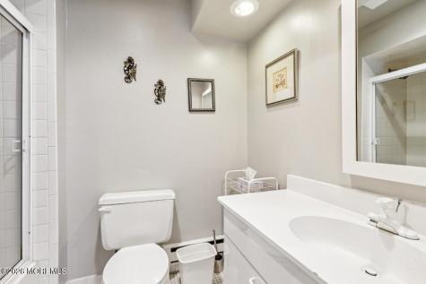 162 Cross Slope Court Manalapan NJ 07726