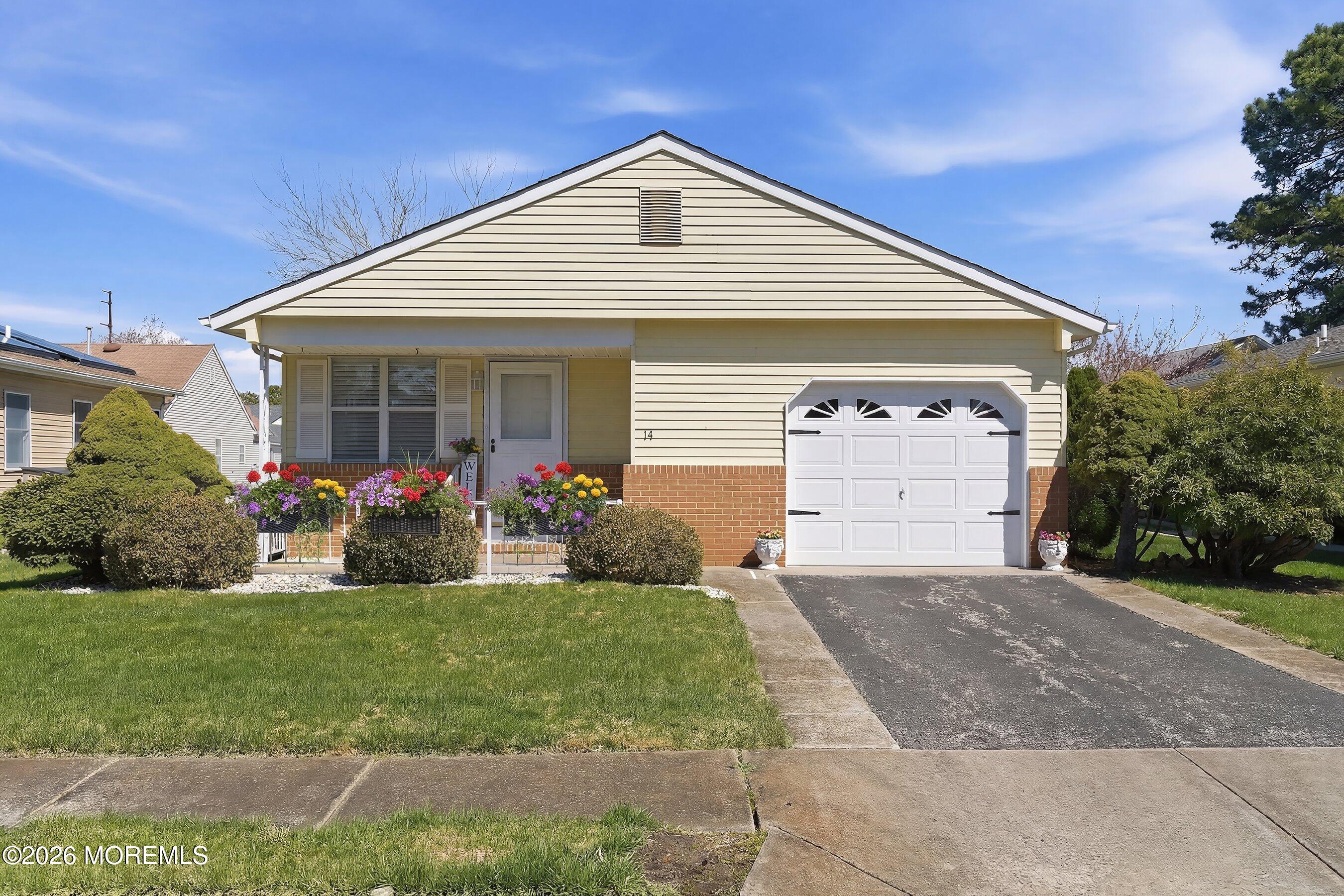 14 Woodstock Drive Toms River NJ 08757