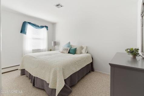 14 Woodstock Drive Toms River NJ 08757