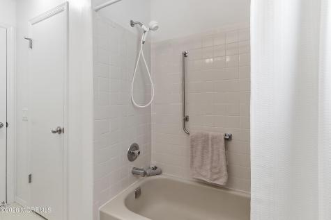14 Woodstock Drive Toms River NJ 08757