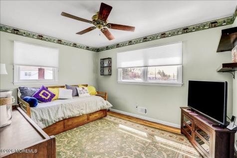 31 Cameron Court Freehold NJ 07728