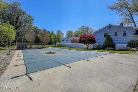 31 Cameron Court Freehold NJ 07728