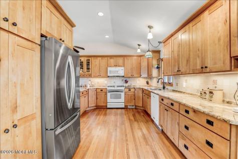 31 Cameron Court Freehold NJ 07728