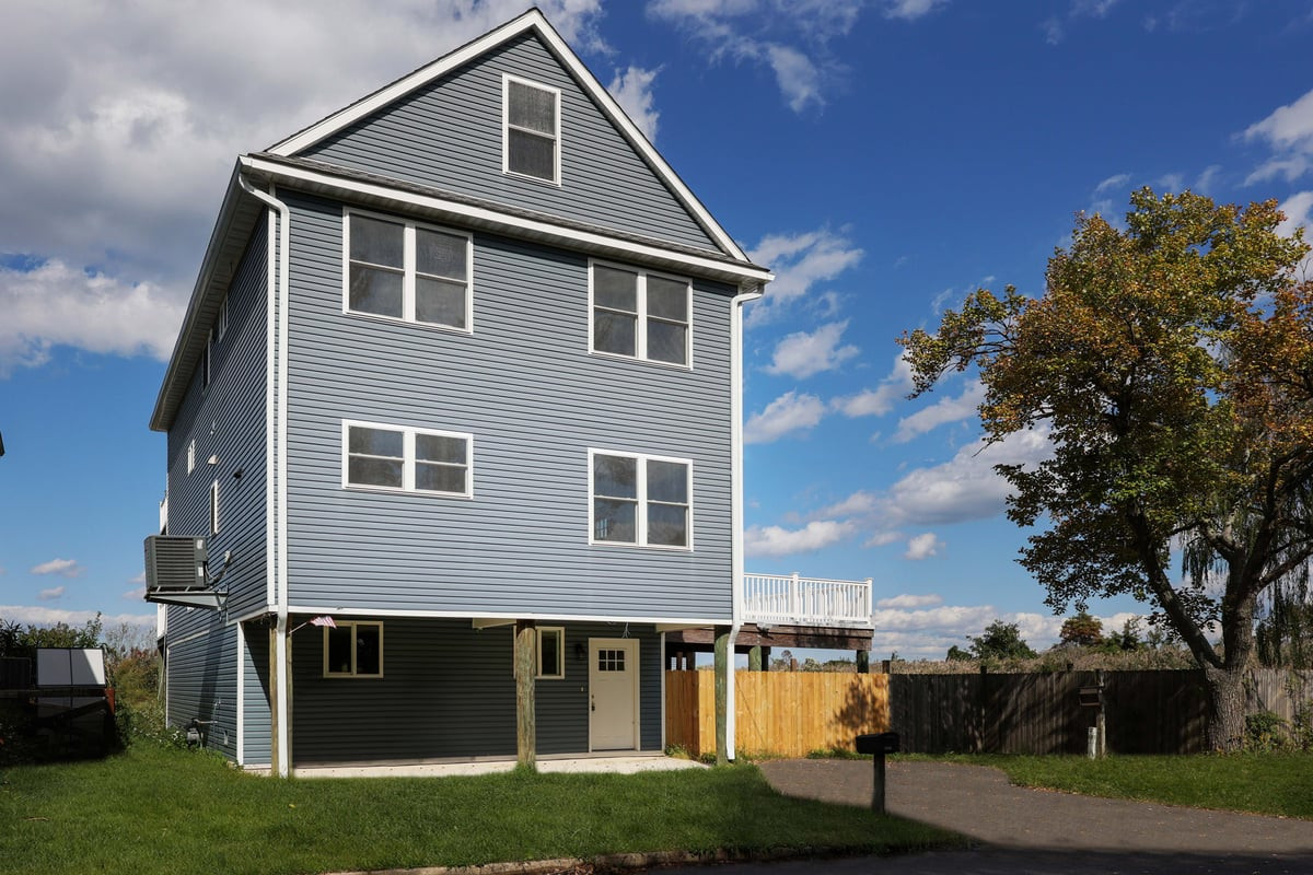 227 Bay Avenue Leonardo NJ 07737