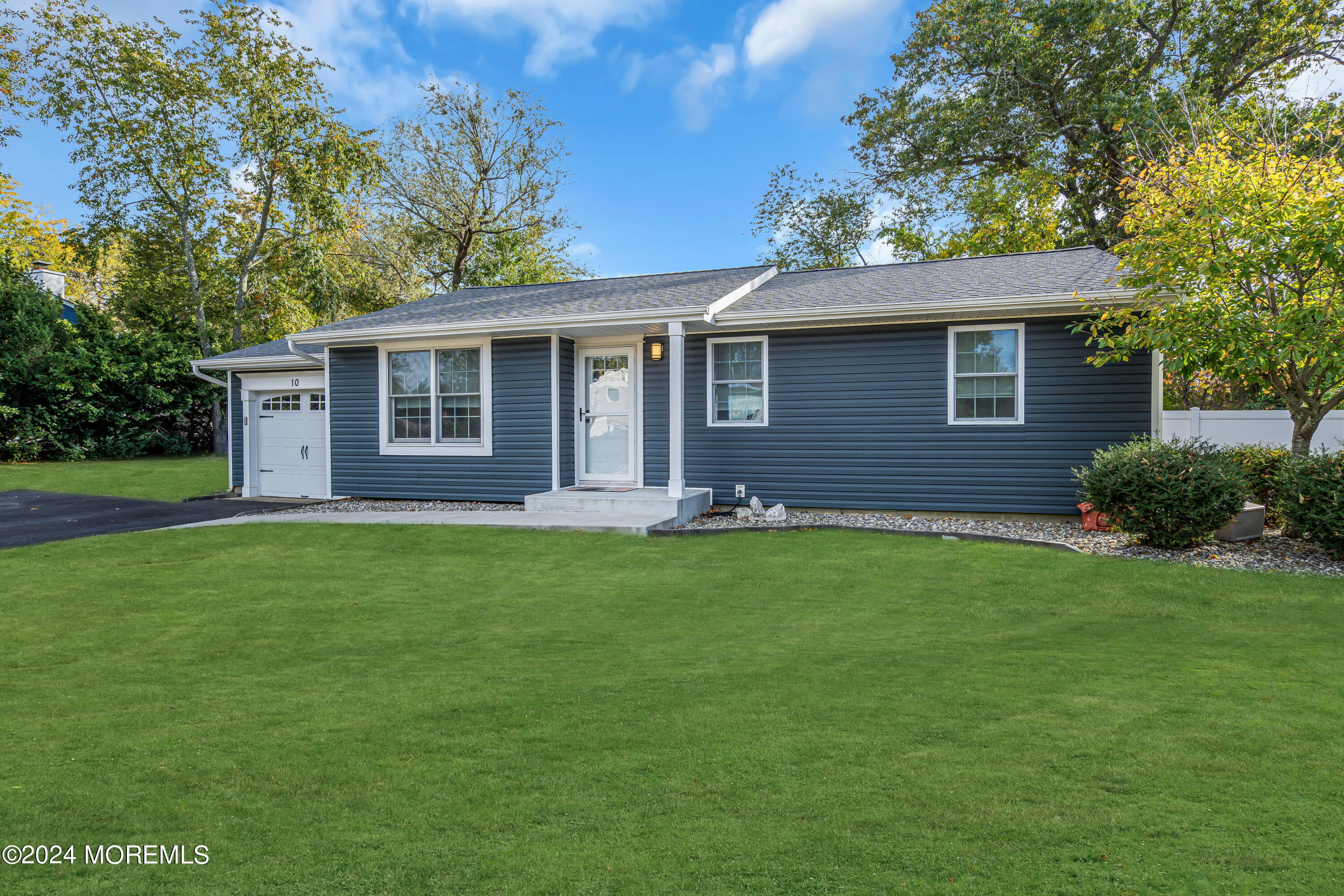 10 Romana Lane Toms River NJ 08755
