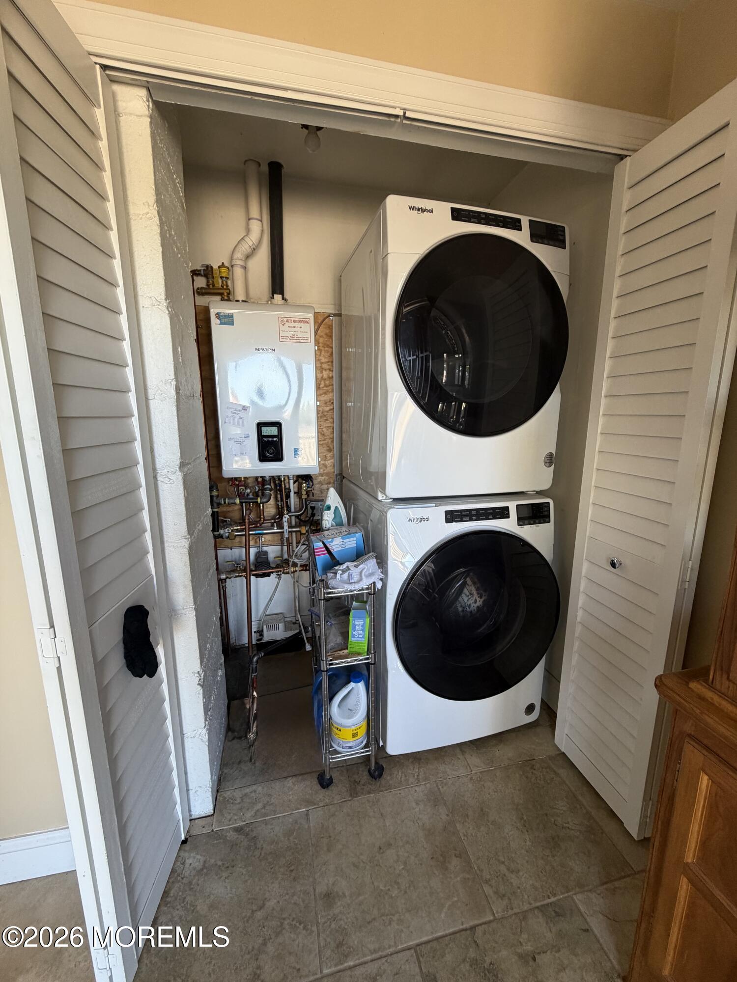 2 Knoll Terrace Hazlet NJ 07730