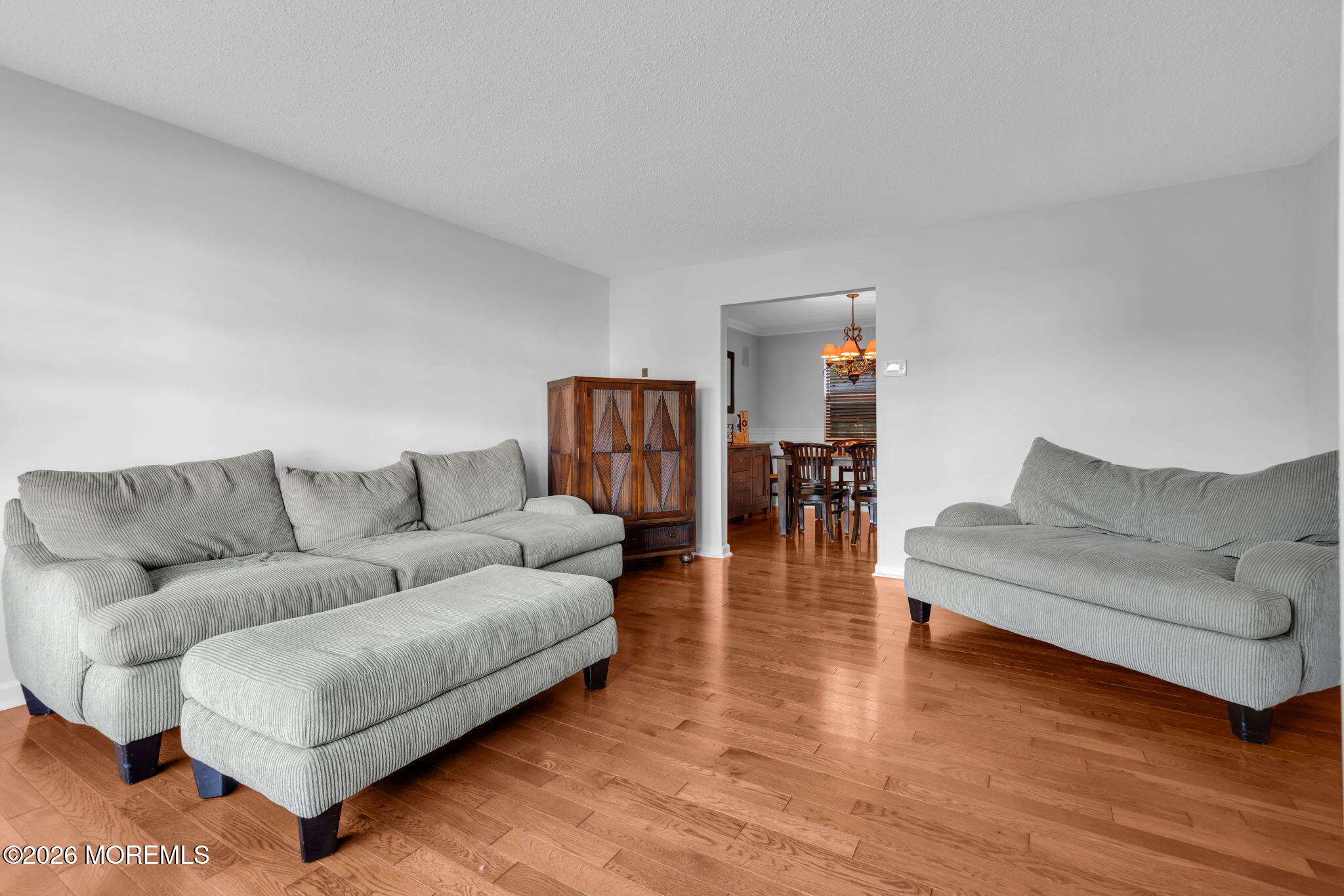 38 Hyer Court Aberdeen NJ 07747