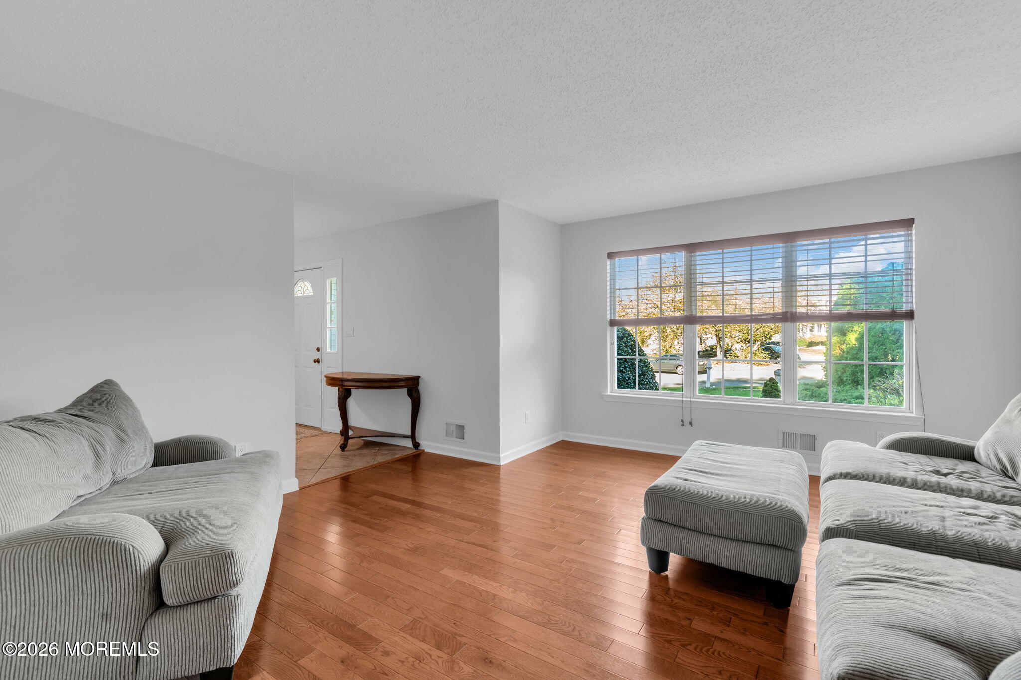 38 Hyer Court Aberdeen NJ 07747
