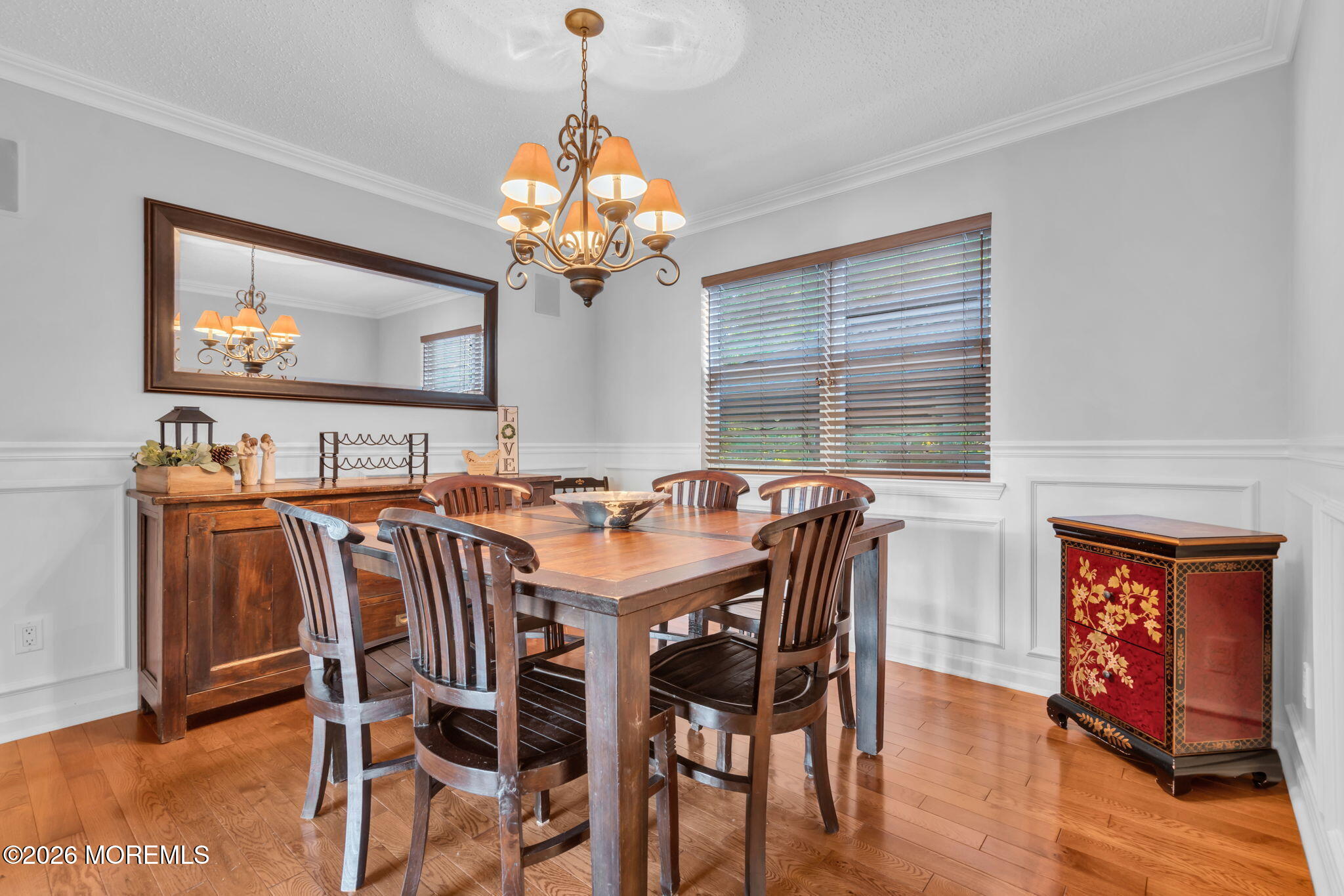 38 Hyer Court Aberdeen NJ 07747