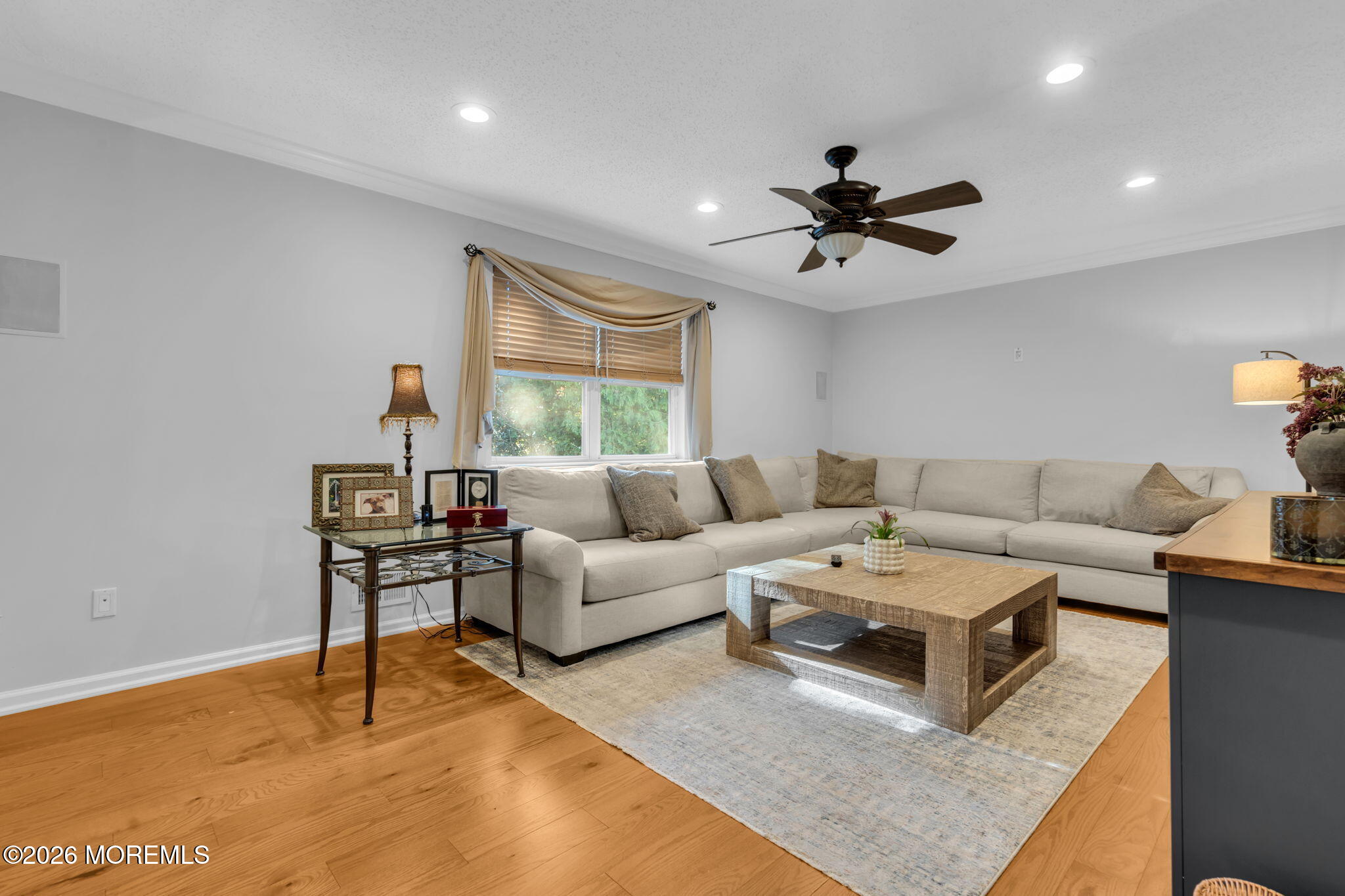 38 Hyer Court Aberdeen NJ 07747