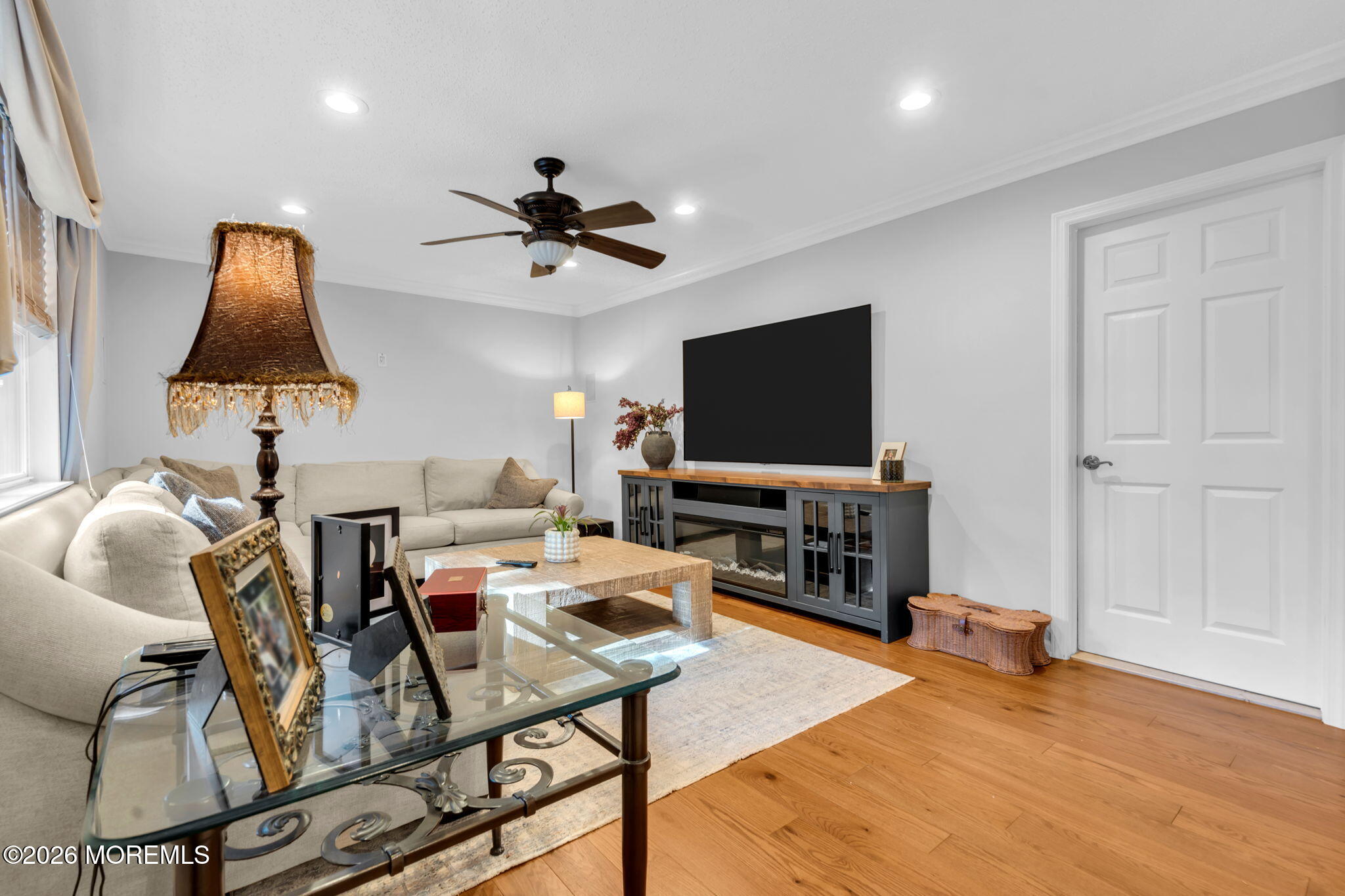 38 Hyer Court Aberdeen NJ 07747
