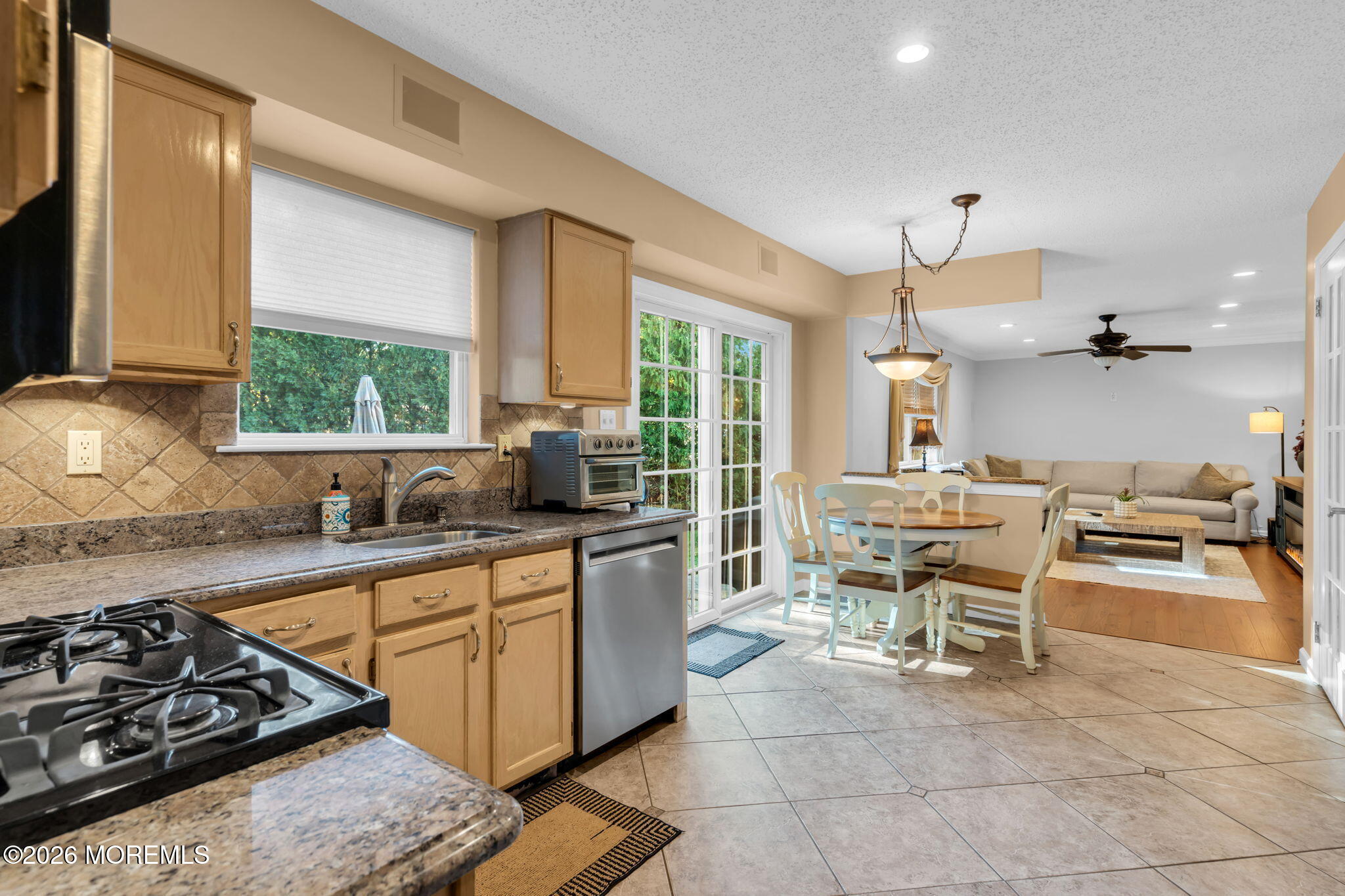 38 Hyer Court Aberdeen NJ 07747