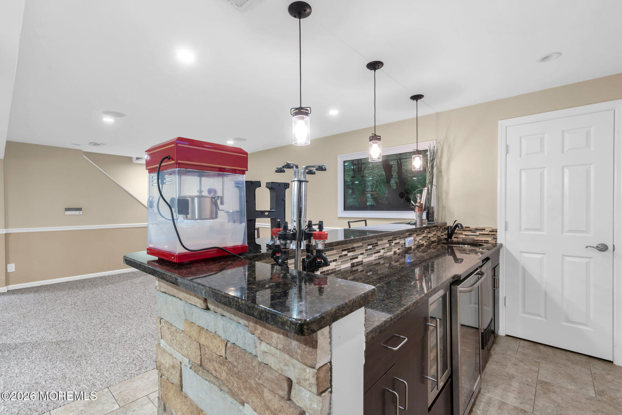 38 Hyer Court Aberdeen NJ 07747