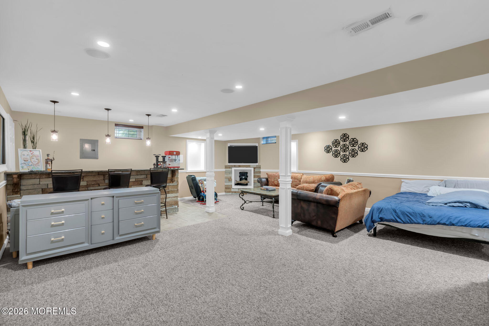 38 Hyer Court Aberdeen NJ 07747