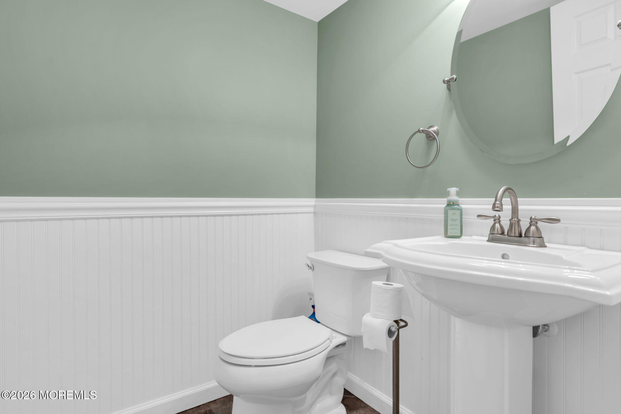 38 Hyer Court Aberdeen NJ 07747