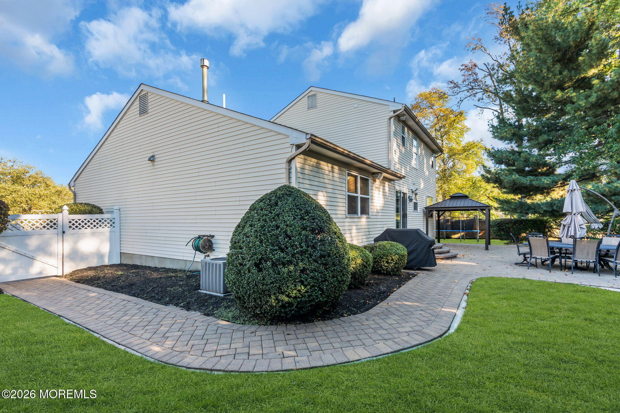 38 Hyer Court Aberdeen NJ 07747