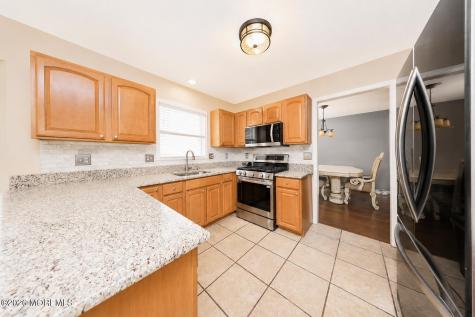 144 Lakeview Court Toms River NJ 08753