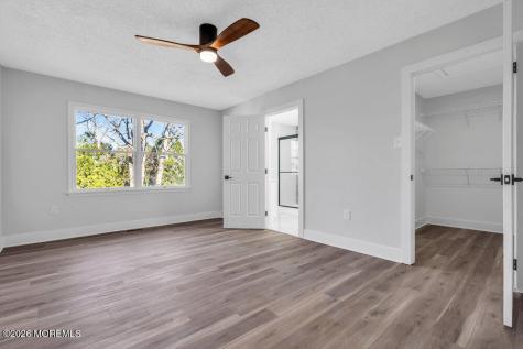 9 Glen Court Barnegat NJ 08005
