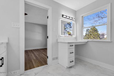 9 Glen Court Barnegat NJ 08005