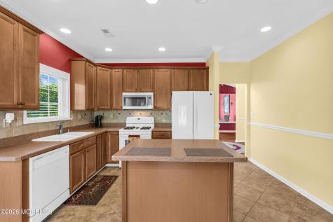 9 Florian Court Manchester NJ 08759