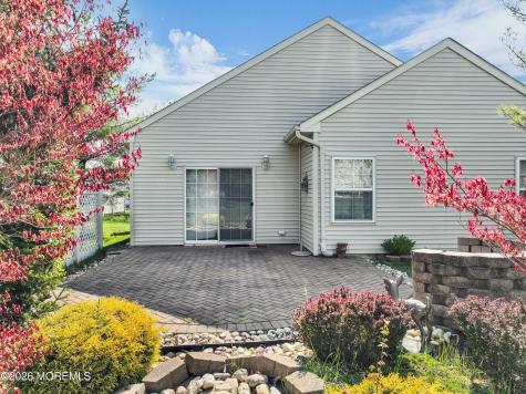 9 Florian Court Manchester NJ 08759